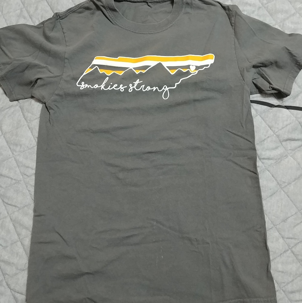 Smokies Strong shirt